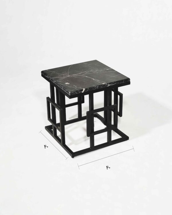میز عسلی آرورا با رویه سنگی و پایه فلزی مشکی